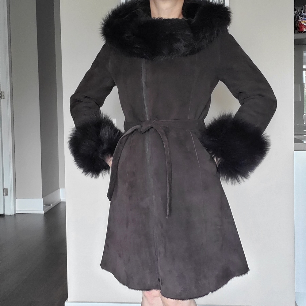 👑 4X HOST PICK 👑 🔥NEW 🔥 Genuine Shearling Coat with Hood - Picture 10 of 16